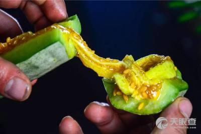 梦见别人偷了黑羊角瓜吃,黑羊角瓜被盗之谜