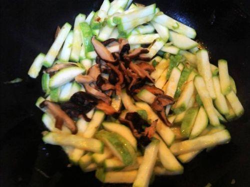 黑米能和角瓜一起吃吗,健康饮食新选择