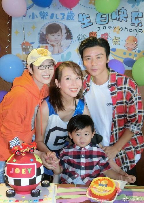 网爆黑料吃瓜新闻报道,吃瓜群众如何应对虚假新闻报道